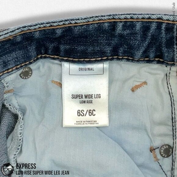 EXPRESS LOW RISE ORIGINAL SUPER WIDE LEG JEAN IN INDIGO SIZE 6P - Picture 9 of 13